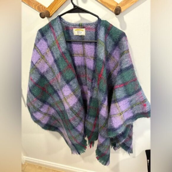 JAMES PRINGLE WEAVERS SHAWL - Picture 1 of 6